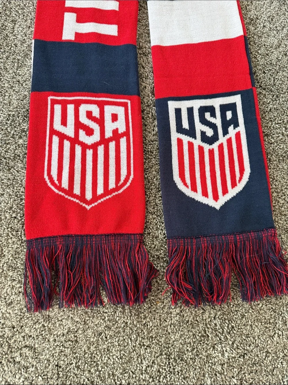 NEW! USA SOCCER “THE BEST OF U.S.” SCARF. UNISEX. ONE SIZE FITS ALL.